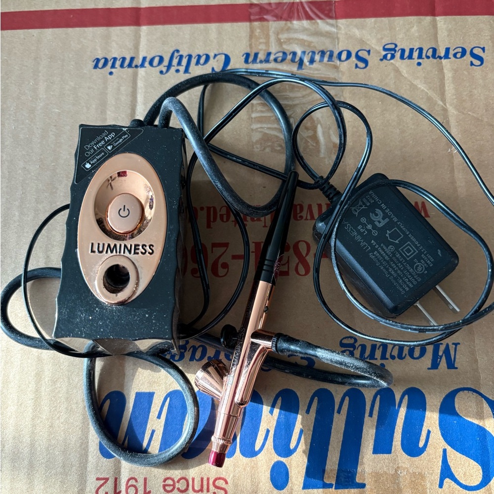Luminess Rose Gold and Black Airbrush Kit